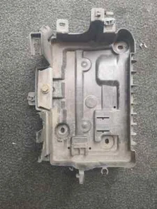 VAUXHALL CORSA VXR BATERÍA BANDEJA Y ABRAZADERA MODELO D 2007  - Imagen 1 de 1