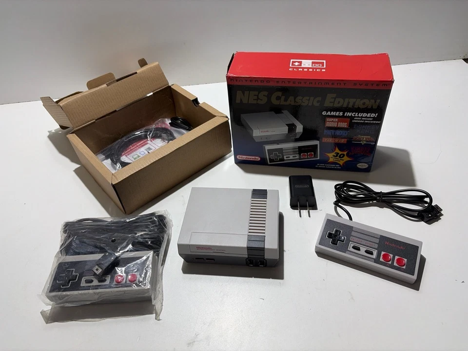 任天堂 NES 经典版 (P32004837) — 第 1/1 张图片