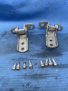 01-05 Lexus IS300 Front Door Hinge Set Left Or Right Driver Passenger (Single) - Picture 1 of 9