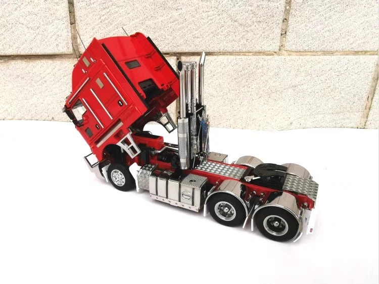 Exclusive Kenworth K200 Prime Mover Truck 1/32 DieCast Model - Image 1 of 4