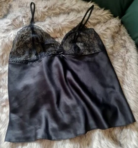 LADIES CAMI TOP SHORT CAMISOLE LINGERIE BLACK SEXY LACY SILK SATIN UK 6-8 NEW - Picture 1 of 8