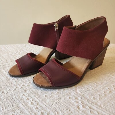 Sandalias de tacón Toms Mallorca recortadas para mujer talla 8 rojas con cremallera lateral cómodas Foto 1 de 4