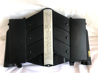 2002 Mercedes Benz Motor S430 Tampa de Guarnição de Válvula 4.3L 8 Cilindros 220 Tipo OEM - Imagem 1 de 4