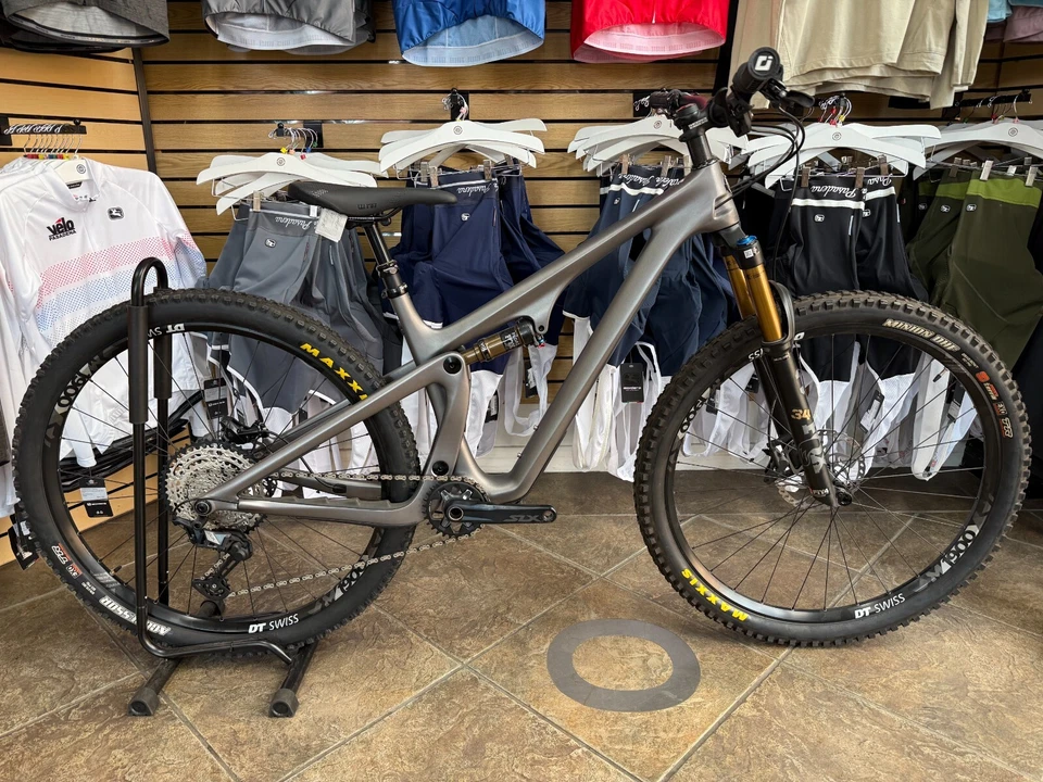 Yeti SB115 C1 (SHIMANO SLX 12 速) 中号 — 第 1/3 张图片