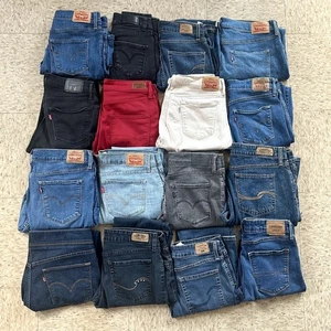 Großhandel Levi's Damenjeans - alle Größen - alle Waschungen - 10 Stück - Klasse A/B - Bild 1 von 3