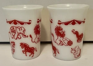 Hazel Atlas Red Circus Animas Milk Glasses Set Of 2 EUC - Picture 1 of 6