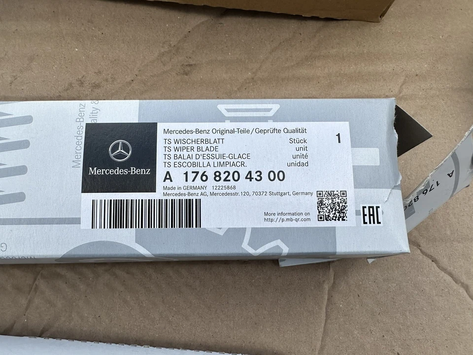 梅赛德斯-奔驰 CLA 级 GLA 级原始设备制造商前窗刮刀套装 A1768204300 — 第 1/2 张图片