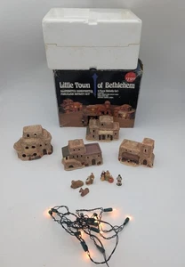 Vintage kleine Stadt Bethlehem beleuchtet 9 Teile Krippendorf handbemalt  - Bild 1 von 14