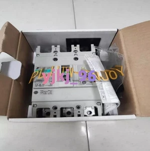 1PCS New FUJI EW250RAG 200A Circuit Breakers - Picture 1 of 5
