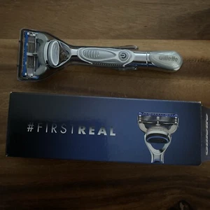 Gillette FirstReal Razor - Picture 1 of 1