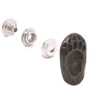 Bear Track Left Foot Bronze Concho Snap Set 1-1/4" 1265-101 - Picture 1 of 2