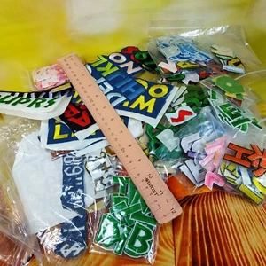 Vendo toppe ferretto da cucire lettere alfabeto più di 15 oggetti - Foto 1 di 5