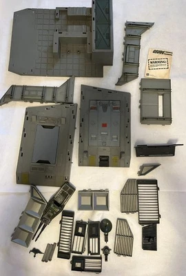 G.I. 1984 Joe: A Real American Hero Headquarters Command Center-INCOMPLETO Foto 1 de 4