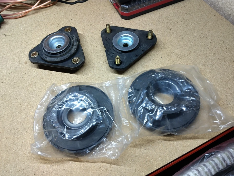 Hardrace Hardened Front Shock Absorber Top Mount For Honda Civic Type R FN2 FK - Image 1 of 4