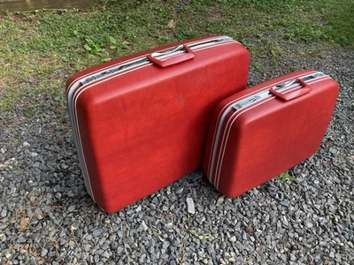 Vintage 1960's MCM SAMSONITE Silhouette Rolling Luggage - Cherry Red 2 Piece Set - Image 1 of 4