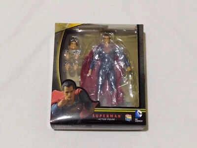 Figura de acción Medicom DC coleccionables Batman vs Superman Superman de Mafex No. 0 Foto 1 de 4