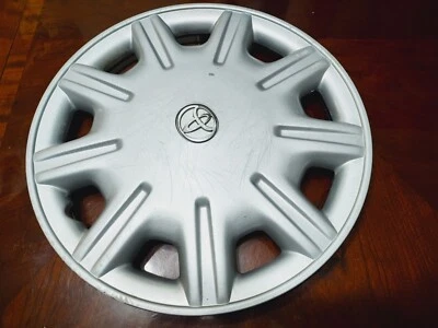 Tapacubos OEM Toyota Avalon 1995 1999 se adapta a rueda de 15 pulgadas 42621 AC010 Foto 1 de 4