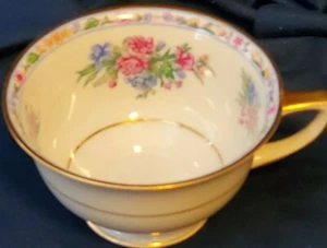 Vintage Tea Cup, H&G Bavaria Germany Heinrich US Zone - Picture 1 of 6