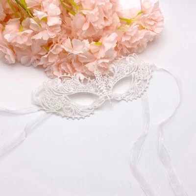 Máscara de ojos de encaje Mascarada Dama Halloween Veneciano Vestido de fantasía Disfraz Baile Fiesta^ Foto 1 de 4