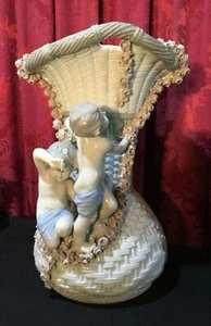 ANTIQUE CZECH AMPHORA 17" FIGURAL CHILDREN CLIMBING FLORAL DRAPED PORCELAIN VASE - Picture 1 of 12