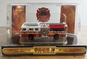 Code 3 FDNY Feuerwehr Kipper LKW #48 - Seagrave - 02453 Neu Sammlerstück - Bild 1 von 14