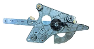 MERCEDES  300SD, 380SE,380SEL,500SE,500SEL LEFT REAR WINDOW REGULATOR 1267300546 - Picture 1 of 2