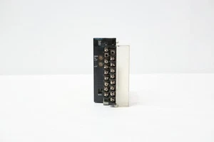 Omron CJ1W-AD081-V1 Analog Input Module - Picture 1 of 6