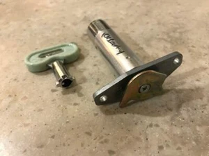 RARE OEM Pachislo Slot Machine Lock 2.75" Y Hook MANY Yamasa Machines (See List) - Picture 1 of 2