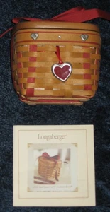 Longaberger 2002 Sweetest Gift Sweetheart Basket w/ Lid,Fabric Liner & Protector - Picture 1 of 9