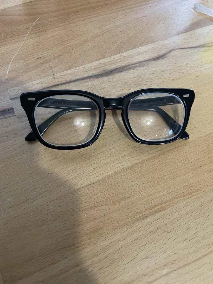 Monturas de gafas vintage con borde de cuerno negro Bausch & Lomb B&L 50-22 Foto 1 de 4