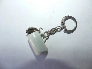 PORTE CLÉ MÉTAL ET PLASTIQUE CHOPE DE BIERE - Imagen 1 de 2