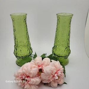 Vintage Pair of Anchor Hocking Rain Flower Avocado Bud Vases MCM 6.75 - Picture 1 of 8
