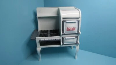 Gama de cuerda de cocina estilo años 20 miniatura para casa de muñecas DDL7510 Foto 1 de 4