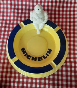 Cenicero Bibendum Michelin Cerámica Camión Automóvil Neumático Garage Ratio 16cm - Imagen 1 de 6