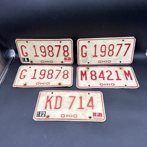 Vintage Ohio License Plate Lot With 1 Set (5 Total Plates) Red White - Picture 1 of 5