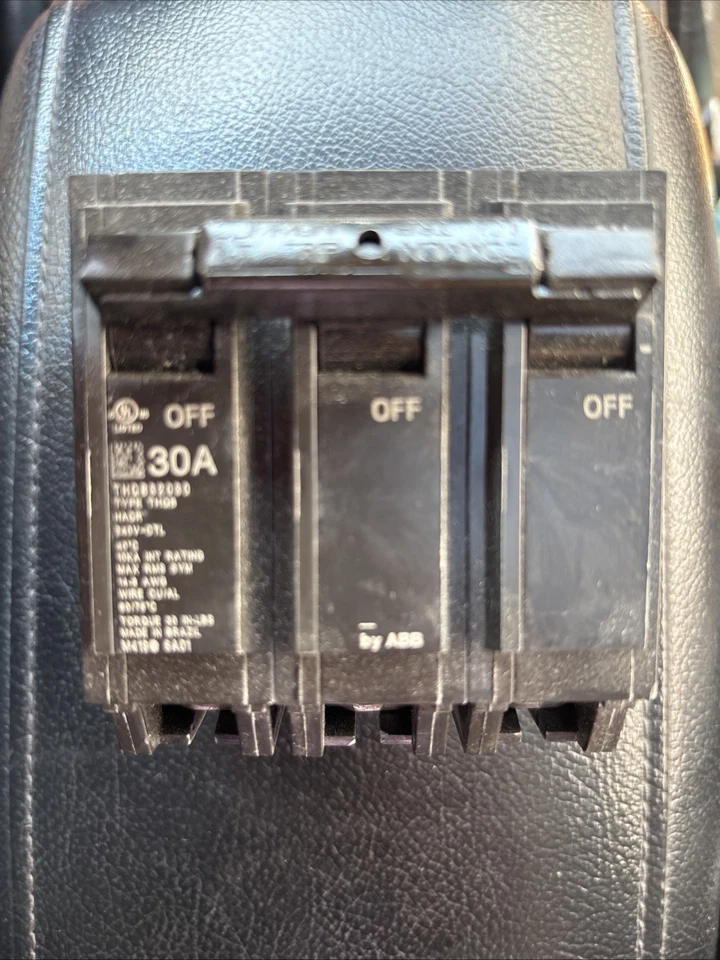 GE ABB THQB32030 Circuit Breaker | 30A, 3 Poles, 120/240V - Image 1 of 1