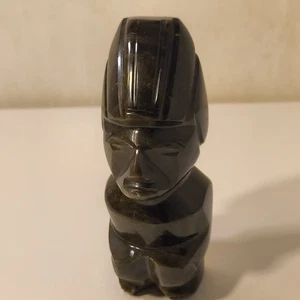 Vintage schwarzer Obsidian Maya Azteken handgeschnitzte Steinfigur Statue 4,5" hoch klein - Bild 1 von 14