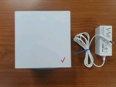 Verizon Internet Gateway Router WiFi Hotspot  White w/ Power Cable - Image 1 of 3