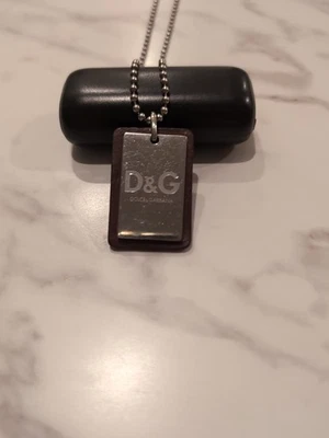 Dolce & Gabbana D&G Ejército Etiqueta de Perro Logo Colgante Tono Plata Cadena Collar Plateado Foto 1 de 3