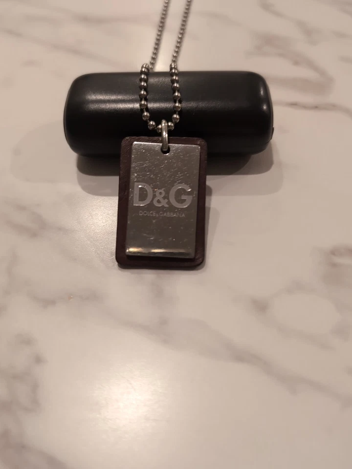 Dolce & Gabbana D&G Ejército Etiqueta de Perro Logo Colgante Tono Plata Cadena Collar Plateado Foto 1 de 3