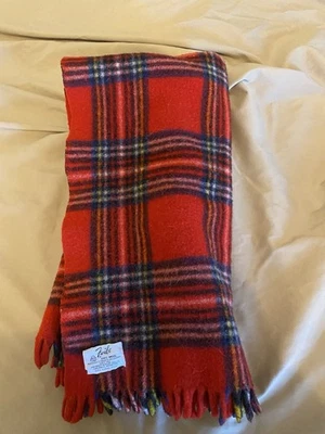 Manta Fairibo Lana Roja a Cuadros 42 X 40 con Flecos Estadio Faribault Min Foto 1 de 3