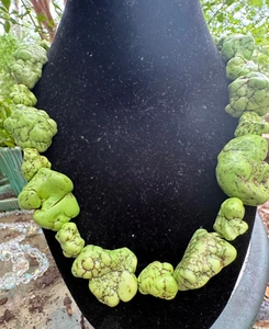 Chunky Dyed Howlite Nugget Necklace - Picture 1 of 4