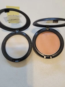 MAC Mineralize Skin Finish Powder *Unknow colors OR LABELS Pick 1 - Picture 1 of 7