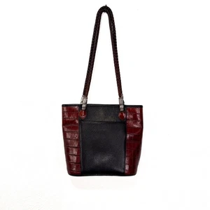 Borsa tote Brighton nera e bordeaux in pelle di coccodrillo goffrata cuore charm - Foto 1 di 4