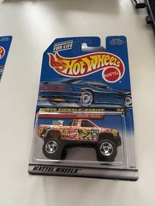 1998 Wheels Vintage Mixed Signals Series Nissan Truck Orange w/ Chrome DW3's - Picture 1 of 3