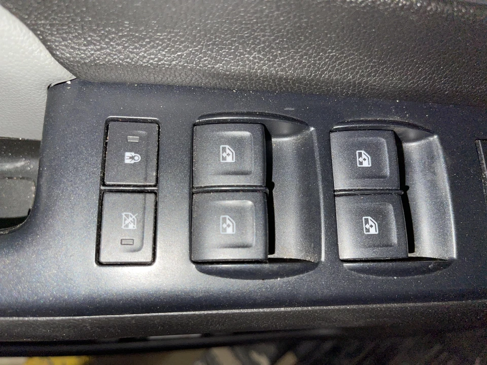 Interruptor de puerta delantero ESTILO CLÁSICO 14 15 16 17 18 19 GMC SIERRA 1500 Foto 1 de 1