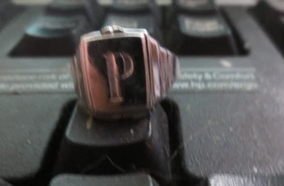 Anillo SELLO UNCAS Letra "P" MUJERES Níquel Plata Talla 4 Foto 1 de 3