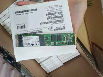 Intel DC P4511 Series 960GB SSD M.2 22110 Solid State Drive SSDPELKX960G8D - Image 1 of 3