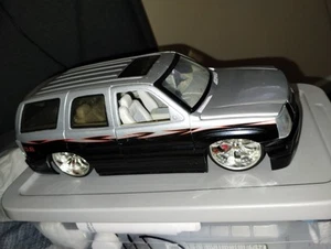JADA Dub City 2002 Cadillac Escalade Diecast Maßstab 1:24 dunkelgrau - lesen - Bild 1 von 14