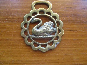 Vintage British 2 1/2" Horse Brass Design Medallion-Swan - Picture 1 of 3